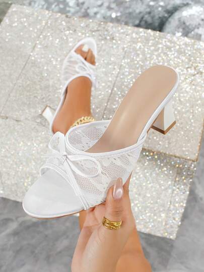 Damessandalen met ronde neus, strik en mesh details, witte hoge hakken, sexy, romantisch, elegant en veelzijdig, met dikke hak.