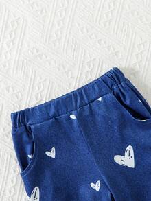 Bộ đồ đôi cho bé gái gồm áo khoác denim in hình trái tim dễ thương và quần ống rộng, trang phục thường ngày mùa hè năng động. - Màu xanh lam - Xem 6