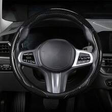 Bộ 3 miếng bọc vô lăng sợi carbon - Thiết kế thể thao màu đen bóng, chống trượt và cắt chính xác các nút bấm, bền và nhẹ, bảo vệ vô lăng xe hơi, phù hợp cho ô tô, xe tải, SUV, xe địa hình - Dễ lắp đặt, chống trầy xước, phụ kiện ô tô - Bộ 3 món - Xem 7