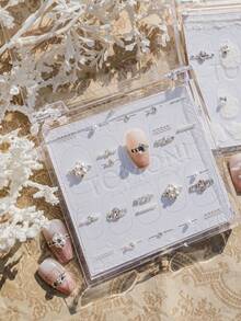 1 片奢华包边弧形蕾丝，缀满钻石、水钻、珍珠，方便的自粘美甲贴纸，DIY 美甲装饰 - 彩色 - 查看 4