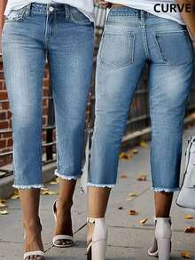 Plus Size Comfortable Skinny Mid-Calf Denim Jeans With Pockets, Zipper And Button Closure Casual Spring - Light Wash - View 2