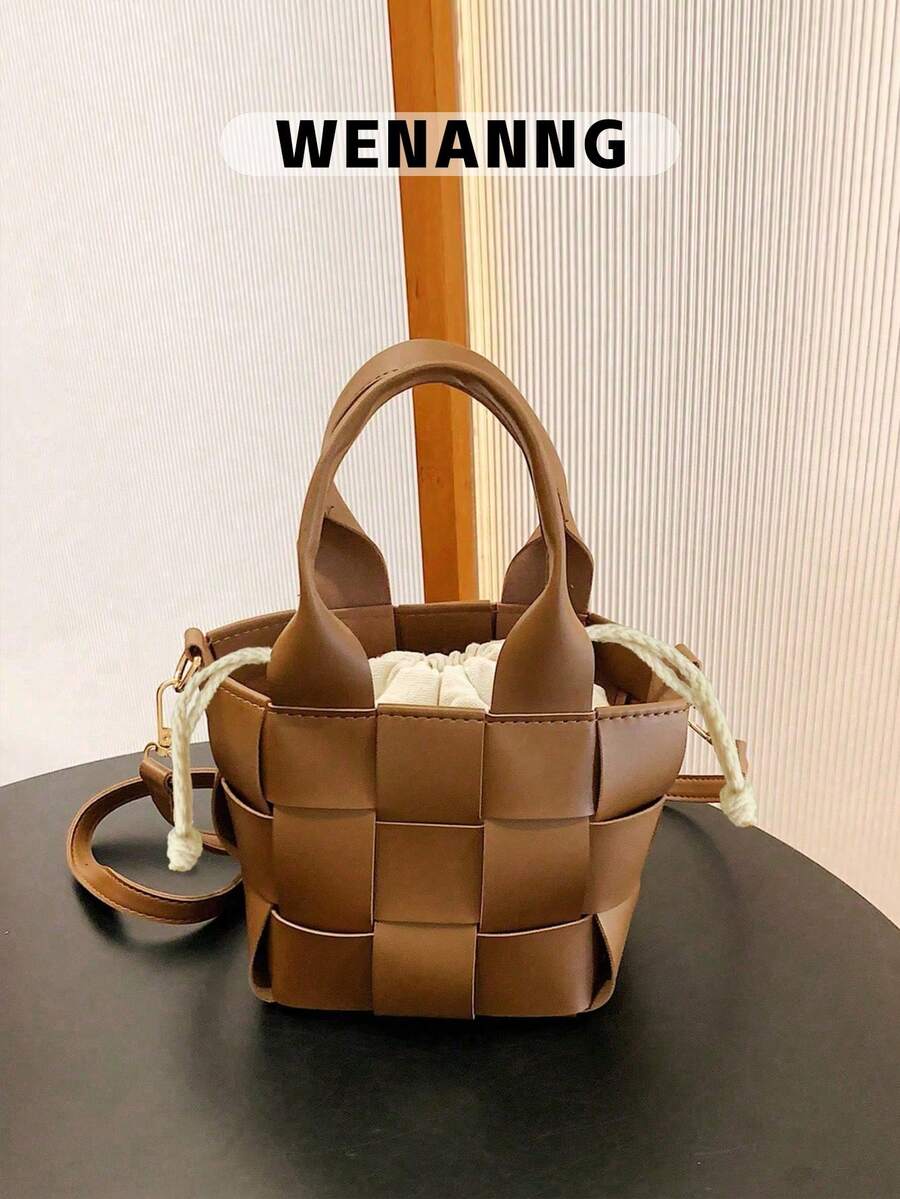 1个休闲度假编织手提包,时尚纯色女士PU皮革斜挎单肩包,配有可调节肩带和可拆卸内袋,轻便抽绳斜挎包,适合女性、女孩、青少年和女士度假、户外活动和旅行。 - 棕色 - 查看 1