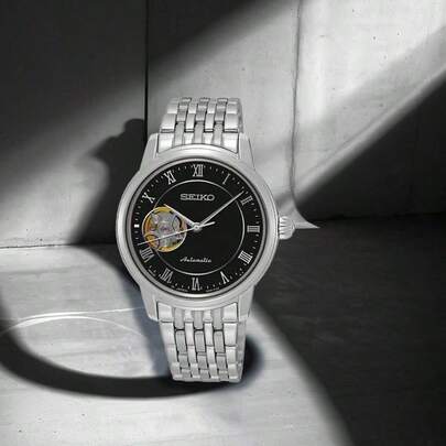 Seiko 时尚男士骷髅头造型腕表，复古罗马数字指针式腕表，银色表带，适合办公场合佩戴