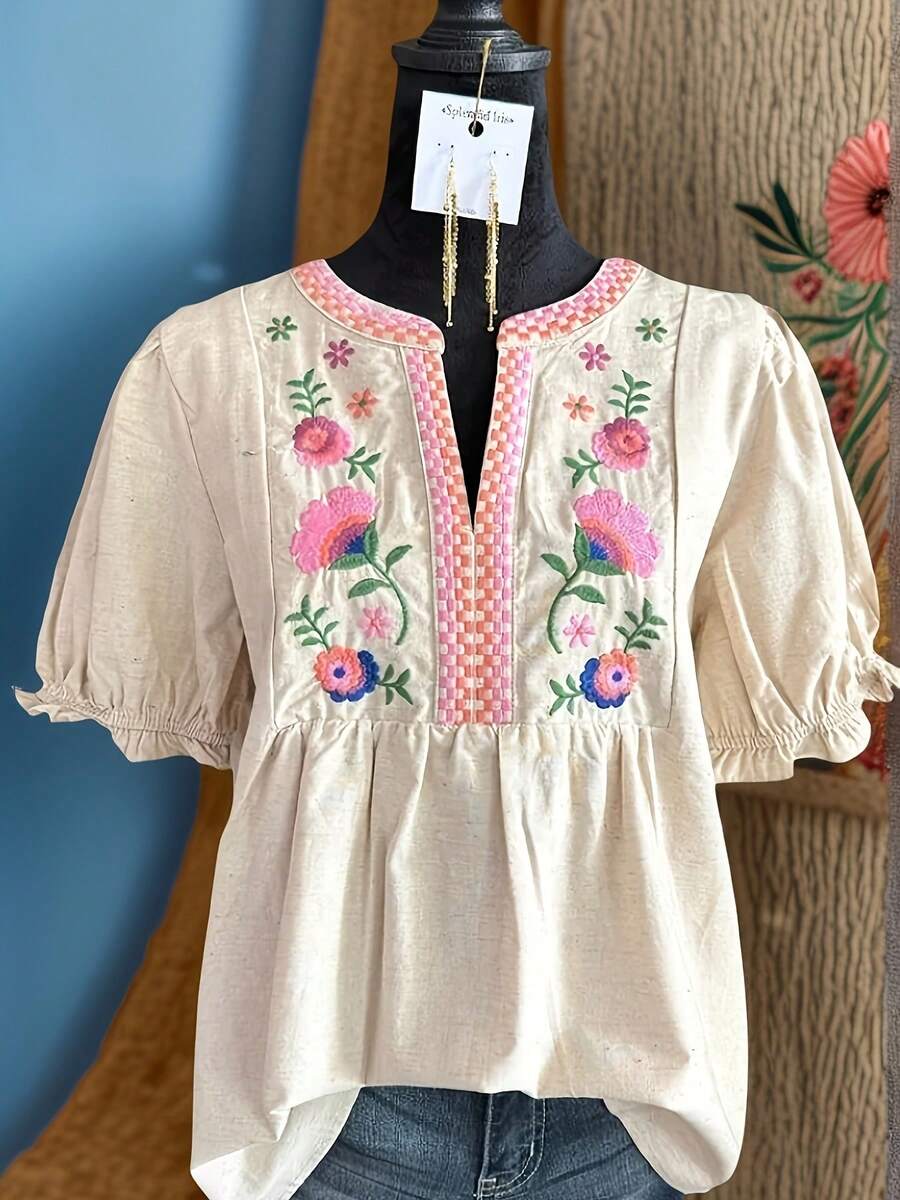 Floral Embroidered Cuff Short Sleeve Top, Vacation Style, Summer Fashion, Retro Style, Vneck Top, Soft Texture, Delicate Embroidery, Embroidered Blouse, Pullover Shirt,  Women - 米色 - 查看 1