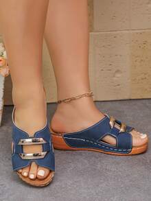 大码女士镂空金属装饰坡跟凉鞋，时尚蓝色绑带拖鞋，休闲夏季日常沙滩凉鞋，白色PU拖鞋 - 藍色 - 查看 5