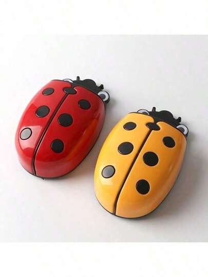 瓢虫磁性笔筒兼白板擦二合一，磁性白板擦带笔筒，方便收纳粉笔，适用于教室和家庭使用。