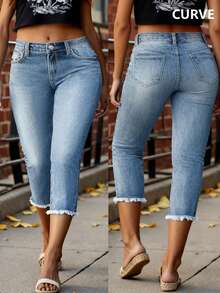 Plus Size Comfortable Skinny Mid-Calf Denim Jeans With Pockets, Zipper And Button Closure Casual Spring - Light Wash - View 1