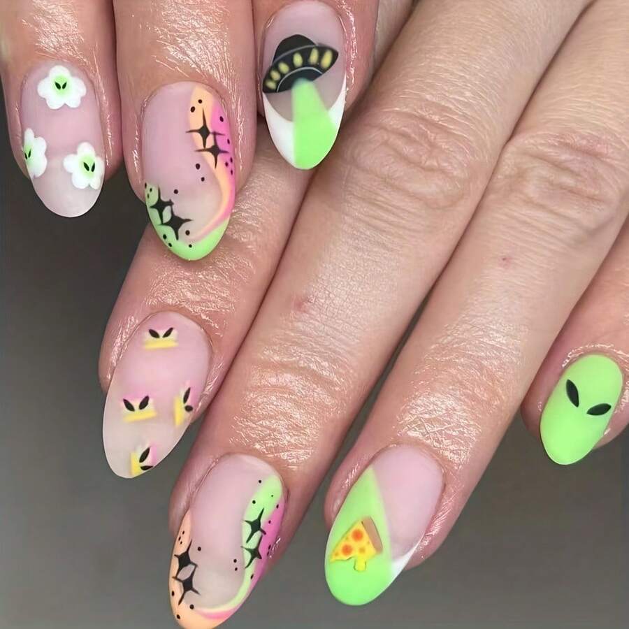 24 Pieces Of Adult Wearing Nail Products, New Sweet And Funny Alien Pattern Detachable Nail Art, Suitable For Women And Girls - Nữ giới - Xem 1