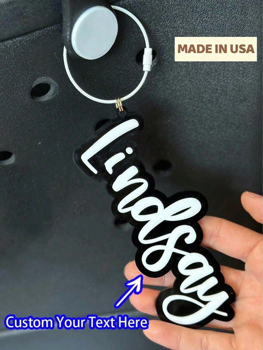 Customized Backpack Name Tag, Personalized Acrylic Name Label, Acrylic Backpack Tag Keychain, Fashion Autumn/Winter Bag Accessory,Multifunction,Lightweight,All-Purpose,Solid Color,Dopamine Style,Business Casual,Commuting,Leisure,Vintage,Cute,Adorable,Contracted,Funny,Vacay Vibes/Vacation,Custom,Personalized,Unique,Customized,Ideal Gifts For Him,Ideal Gifts For Her,Women, Rookies & White-Collar Workers,Children,Friends,Family,Girlfriend,Boyfriend,Her,Delicate Romance,Bags & Luggage,Customized Bag Accessories - 黑與白 - 查看 1