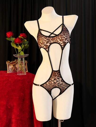 Mono con estampado de leopardo y calado, sexy