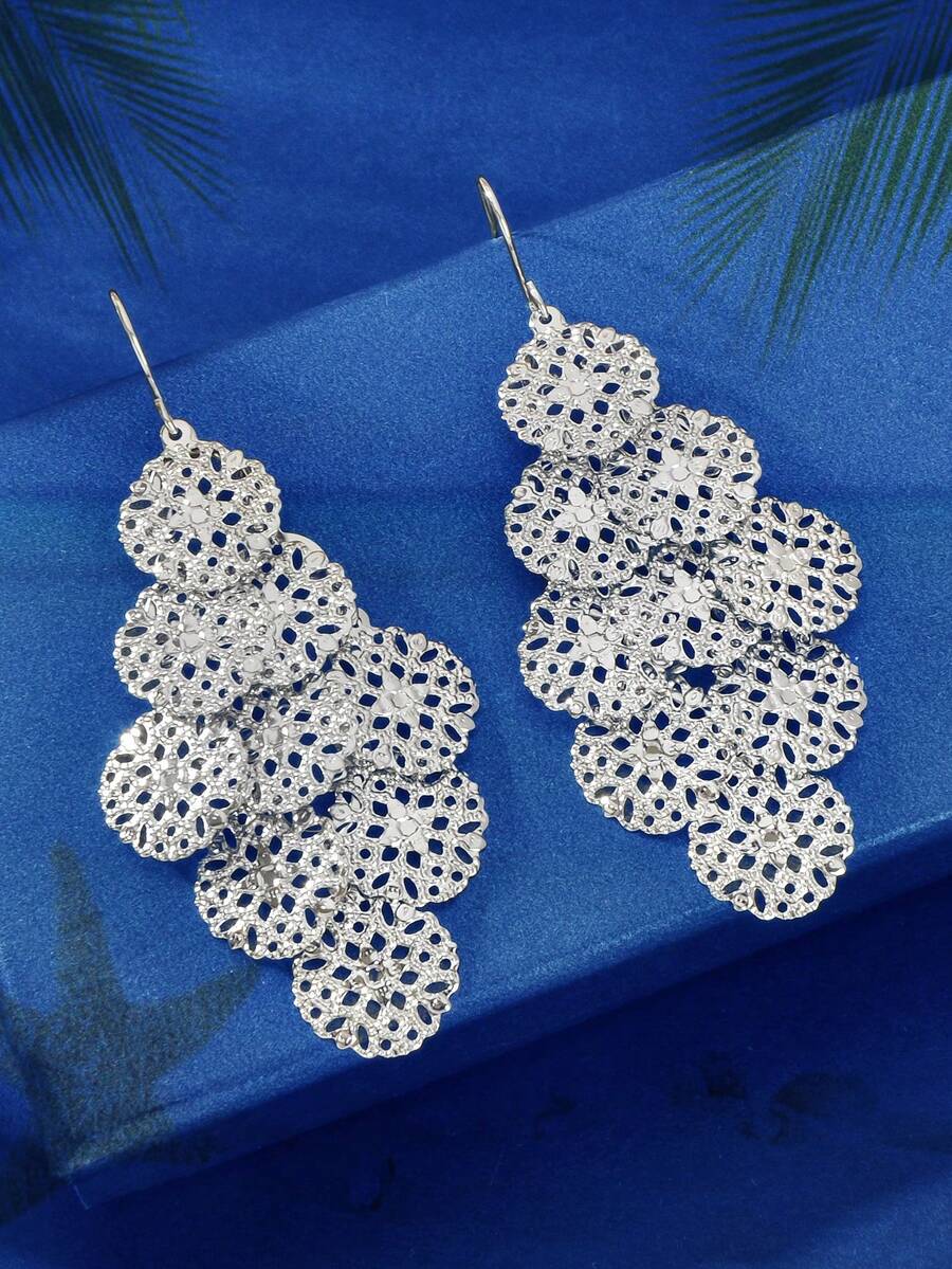 1 Pair Fashion Silver Hollow Floral Pendant Earrings For Women, Party And Daily Wear Jewelry Accessories - Silver - View 1