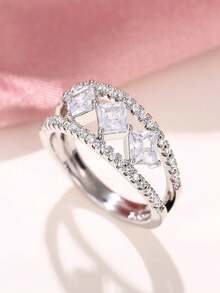 1枚优雅白色立方氧化锆戒指，简约设计，情人节礼物 - 銀色 - 查看 2