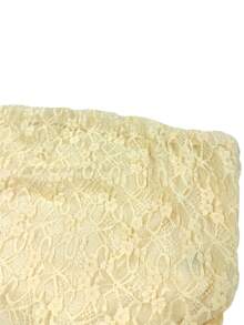 一套性感两件套服装，包括蕾丝抹胸上衣和中长鱼尾裙，适合度假穿着。 - 黃色 - 查看 9