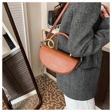 Saddle-Style Handbag Underarm Bag Versatile Casual Work Bag Crossbody Shoulder Bag - 棕色 - 查看 1