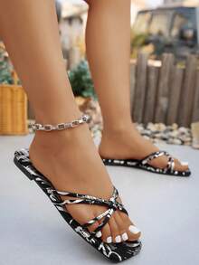 1 Đôi dép xăng đan đế bằng nữ in chữ, quai chéo, chất liệu vải dệt, dép đi biển thời trang, mẫu mới Xuân/Hè 2026 - Đen và trắng - Xem 3