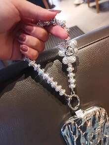 1件镶满水晶的熊形水钻手链，时尚奢华的腕间饰品，可作为礼物送给母亲、家人、朋友，生日、情人节皆宜。 - 彩色 - 查看 4