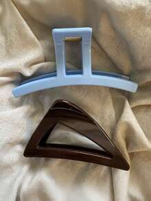 2pcs/1pc Women Blue One-Piece Chocolate Triangle Hair Clips, Fashionable Hair Claw Barrettes, Elegant Minimalist Solid Color Hair Claws Suitable For Daily, Casual, Party, Beach, Vacation, Hairstyling, Washing Face/Hair, Makeup, Outfit Accessories, Autumn/Winter/Spring/Summer - Multicolor - View 1