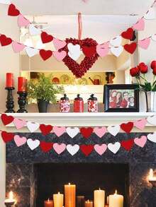Felt Heart Garland Banner, Valentines Decorations, Hanging Hearts, Red Pink White Valentines Hearts Banner, Anniversary Wedding Birthday Party Decorations, Outdoor Home Hanging Valentine's Day Decor, Valentine's Day Decorations, Valentine's Day Gifts, Valentines Day Decor, Valentines Day Gifts, Room Decor; VOXP - 多色 2 - 查看 8