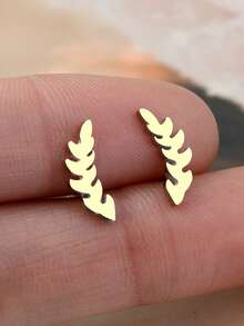 一对不锈钢小兔子耳钉，多种款式可选，包括小动物、海洋、花朵、昆虫、蝙蝠、蜘蛛网、钻石牙齿、心电图、猫狗爪印、蝴蝶、草莓、向日葵、叶子等几何图案耳钉，男女皆宜，还有章鱼、蜗牛、郁金香、心形、星星等迷你耳钉。 - 一對不鏽鋼小耳環 - 查看 52