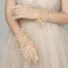 A Pair Of Sweet Lace Sun-Protection Gloves, Lightweight And Breathable, Highly Elastic, Can Cover Scars And Tattoos, Protect Your Arms While Driving, Suitable As Halloween Accessories, Winter Gloves, For Weddings, And Valentine's Day. - 彩色 - 查看 8