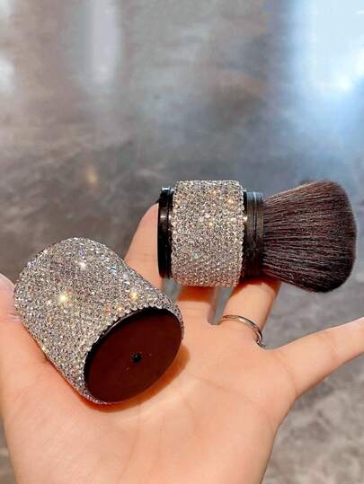 1pc High-Quality Rhinestone Makeup Brush, Soft Bristle Fluffy Blush Brush With Cover, Retractable Travel-Friendly Multi-Functional Cosmetic Brush, Creative Makeup Gift