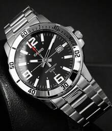 Casio 卡西欧男士石英表，黑色表盘，不锈钢表带，50米防水，时尚男士礼品，MTP-VD01D-1B - 黑色 - 查看 5