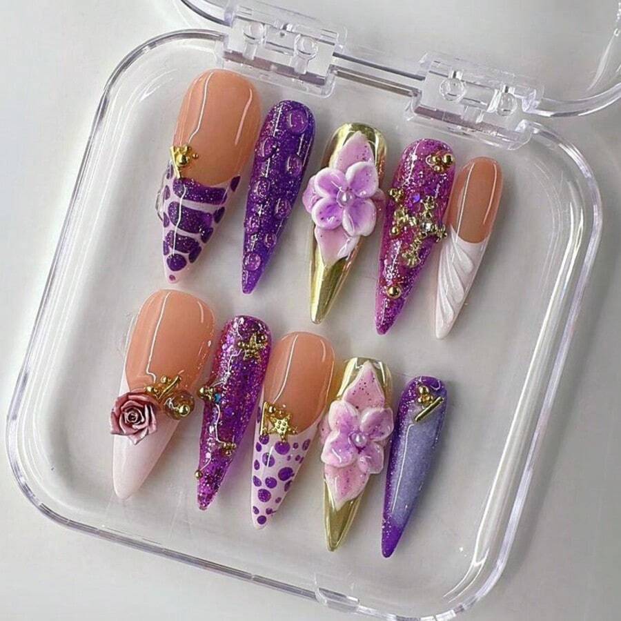 NailLuxe 10 PCS Handmade Stiletto Press - On Nails | Purple Floral Glitz Nails With Peach & Purple Bases, Floral & Glitter Embellishments For Luxe Sweet Styles - 紫羅蘭色 - 查看 1