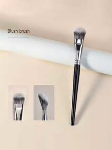 1支斜角轮廓高光刷 - 精准鼻部遮瑕晕染工具，舌形弧度轮廓刷 - 遮瑕刷 - 45°斜角设计，带来全新上妆体验 - 令妆容更服帖 - 黑色 - 查看 1