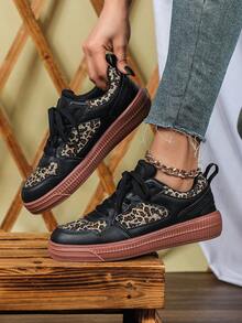 女士休闲运动鞋，黑色，透气豹纹面料设计，轻便舒适，四季皆宜，PU皮革鞋面，棕色EVA鞋底，织物内衬，情人节礼物，时尚滑板鞋 - 紋棕底 - 查看 4