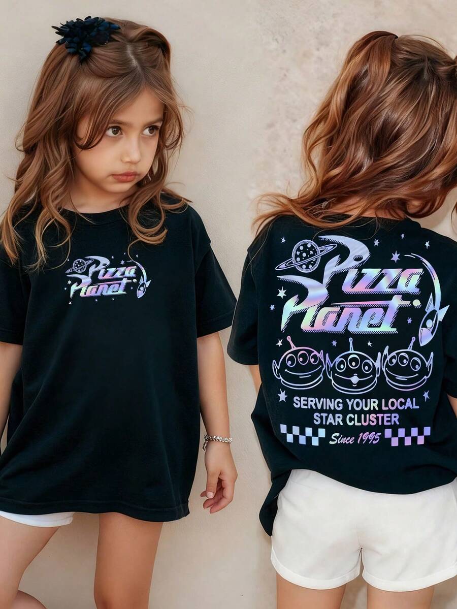 Disney Black Background Toy Story Pizza Planet Holographic Reflective Print Kids' Short Sleeve T-Shirt - Playful And Sci-Fi Casual Top - màu đen - Xem 1