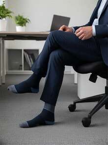 1 Pair Men's Socks, Spring/Autumn, Gentleman Business Style, Blue Striped & Black Jacquard Pattern, Reinforced Sole, Mid-Calf Length - Grey - View 1