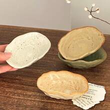 Japanese Retro Ceramic Small Dipping Sauce Dish, Asymmetrical Shaped Soy Sauce Vinegar Wasabi Condiment Plate For Home Use - Multicolor - View 3