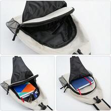 Mochila Cruzada para Hombre, Bolso de Pecho con Puerto de Auriculares y Bolsillo para Botella de Agua, para Senderismo, Viaje, Cita y Actividades al Aire Libre - como en la foto - Ver 5