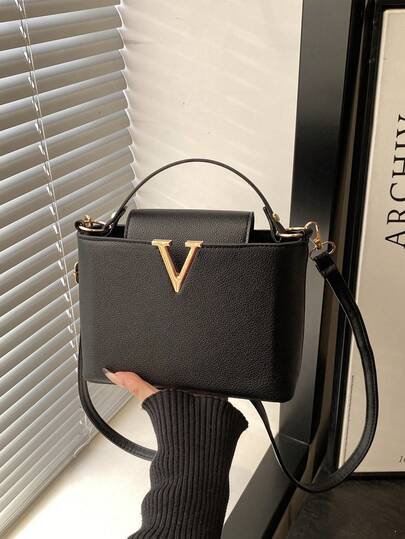 2026夏季新款时尚简约通勤单肩包，小巧精致休闲复古斜挎包，女士款