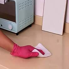 粉色一次性丁腈手套，10只/20只/50只/100只装，适用于家务、洗碗、洗车、浴室清洁、家居清洁、厨房清洁、家用物品清洁、清洁工具、美甲美发、纹身染发等（XS/S/M/L码可选） - 粉色 - 查看 5