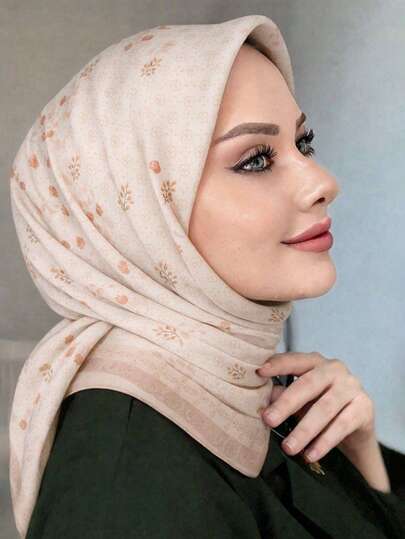 1条女士110厘米印花方巾，薄纱材质，轻盈柔软透气，用途广泛，优雅印花，清新柔和，质感高雅，防晒装饰头巾，多功能方巾，适合日常佩戴，四季皆宜。