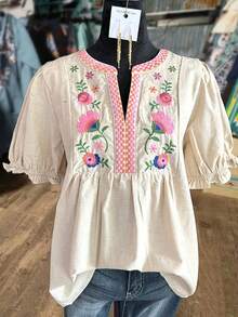 Floral Embroidered Cuff Short Sleeve Top, Vacation Style, Summer Fashion, Retro Style, Vneck Top, Soft Texture, Delicate Embroidery, Embroidered Blouse, Pullover Shirt,  Women - 米色 - 查看 3