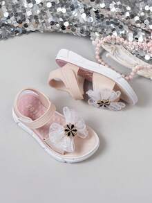 软底防滑平底蝴蝶结儿童凉鞋，韩版夏季新款百搭女童沙滩鞋 - 米色 - 查看 2