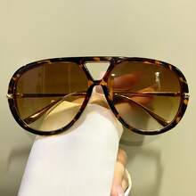 Minimalist Fashion Double-Bridge Frog Glasses, Metal Temples And PC Lenses, Unisex Casual Glasses. - 漸變棕 - 查看 11