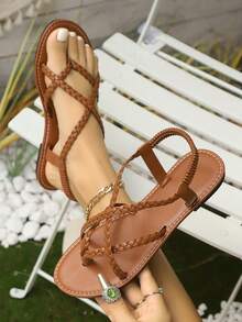 新款条纹编织平底人字拖，休闲百搭沙滩鞋，轻便舒适，有棕色、白色、黑色、金色、银色和彩色可选 - 棕色 - 查看 4