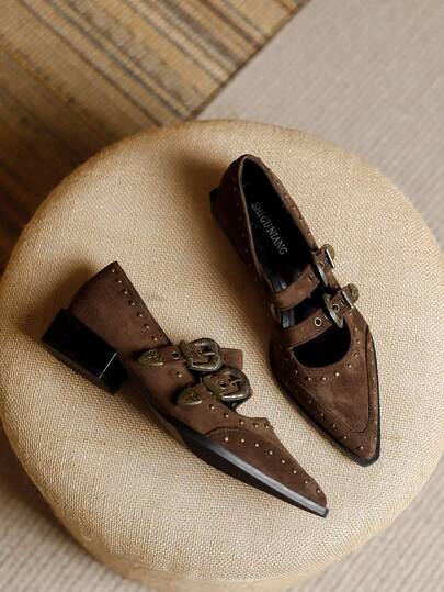 2026 Spring New Fashion Office High Heel Casual Retro Women Shoes, Solid Beige/Black/Brown Pointed Toe Chunky Heel Rivet Metal Decor, European Style Shoes Suitable For Wide Leg Dresses And Commuting, Elegant