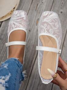 Summer New Bow Tie Mesh Women's Flat Shoes, Casual Comfortable Lightweight Ballet Shoes, Slip-On Everyday Commute Loafers - White - View 1