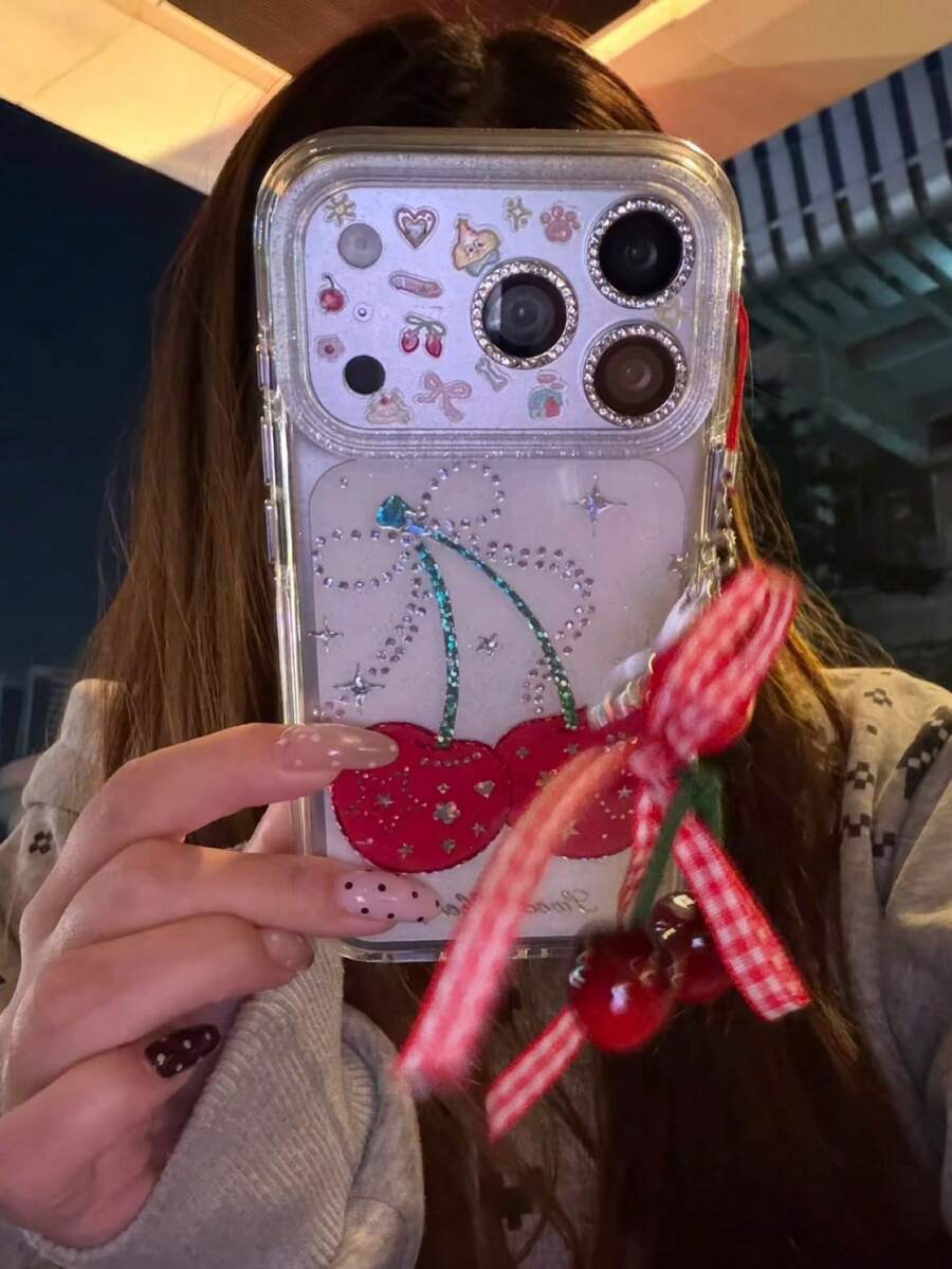 Ốp điện thoại chống sốc họa tiết quả anh đào thời trang, lấy cảm hứng từ quả anh đào đỏ, kiểu Hàn Quốc, mặt dây chuyền, thiết kế bao phủ toàn diện, quà tặng mùa xuân cho nữ.