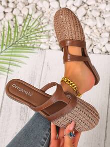 棕色拼接镂空编织不对称夏季女士平底凉鞋，圆头波西米亚风格，百搭沙滩日常通勤休闲时尚鞋款 - 棕色 - 查看 7