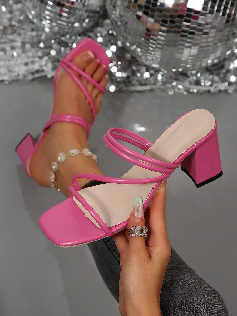 Giày sandal đế dày nhiều quai kiểu cổ điển bằng da giả, chất liệu da mềm mại, giúp thon gọn chân, thời trang, đa năng và thoải mái. - Màu Hồng Tươi - Xem 1
