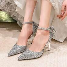 Zapatos de tacón alto para mujer con pedrería de cristal y lazo plateado. Sandalias elegantes de tacón fino estilo francés para damas de honor. - Plateado - Ver 5