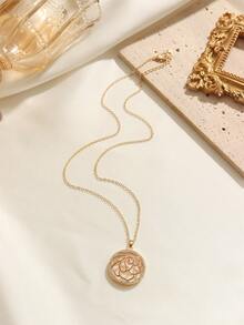 1pc Copper Alloy Zirconia Stone Romantic Rose Hollow Pendant Necklace, Gilded Edge Clavicle Chain, Suitable For Daily Wear And Holiday Gifts - Multicolor - View 4