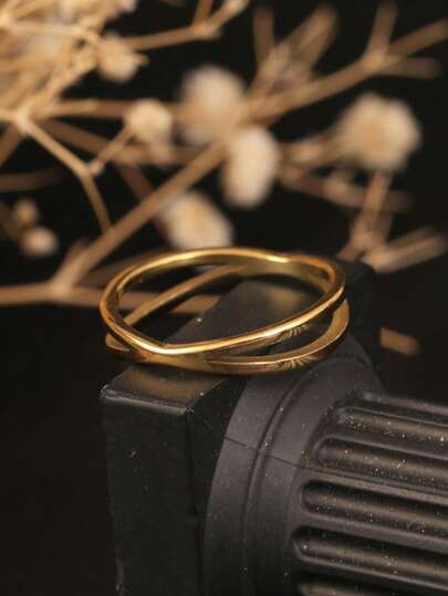 1pc Stainless Steel Criss-Cross Line Design Ring, Minimalist 18K Gold Color Twisted Intersecting Finger Ring, Unisex
