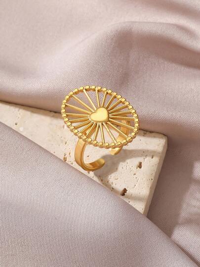 Vintage Style Hollow Heart Shaped Open Ring, Radiant Petal Design, Delicate Jewelry For Daily Wear And Dates