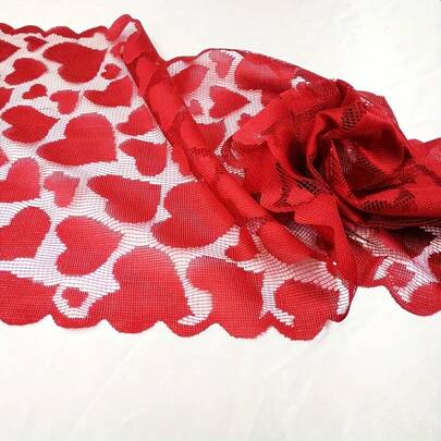 One Valentine's Day Heart-Shaped Table Flag, A Red Heart-Shaped Lace Table Flag, A Family Dining Table Decoration Table Flag, A Valentine's Day Table Flag